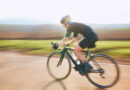 ciclista treinando cardio de bicicleta speed